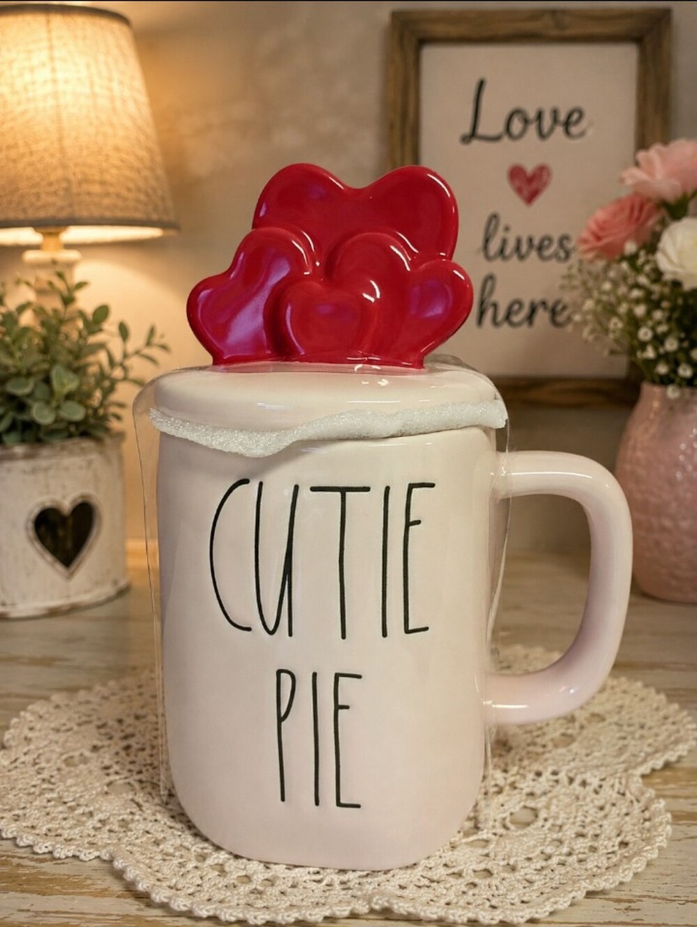 Rae Dunn 'Cutie Pie' Ceramic Mug Pink Mug with Red Heart Lid New